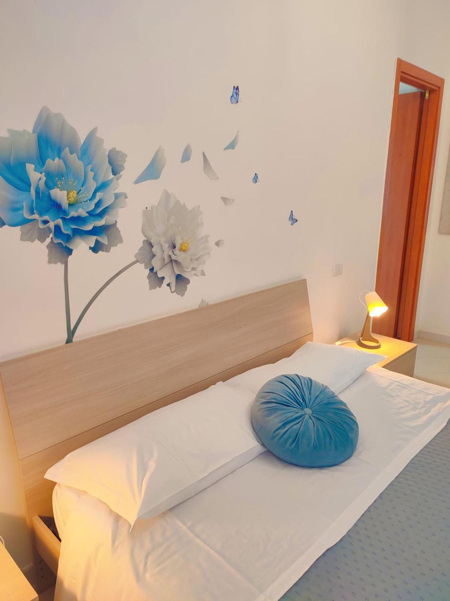 F.A.M. Rooms Ciampino Ngoại thất bức ảnh